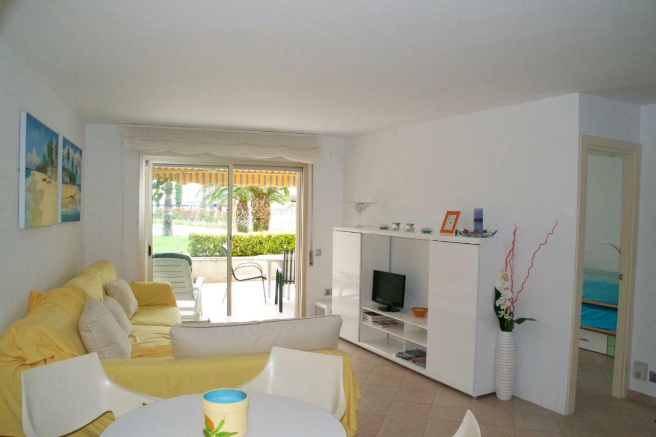 Los Flamencos, Frontal Al Mar Y Playa A 10 Metros Miami Playa Εξωτερικό φωτογραφία